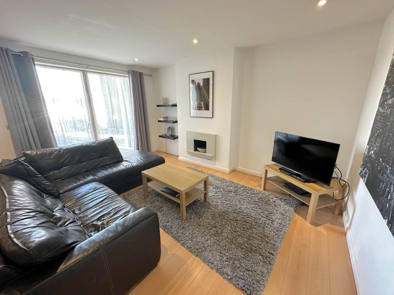 Parc Y Bryn Serviced Apartments Aberystwyth Exterior photo