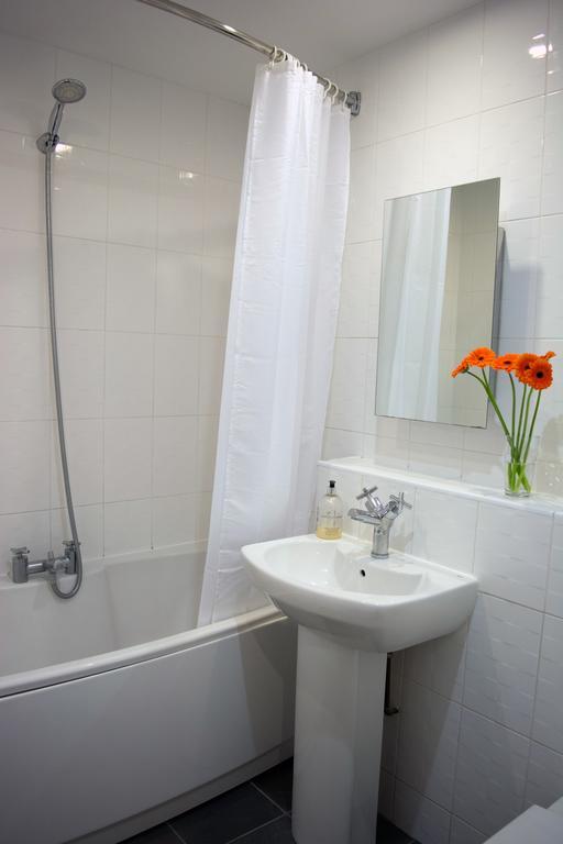 Parc Y Bryn Serviced Apartments Aberystwyth Exterior photo