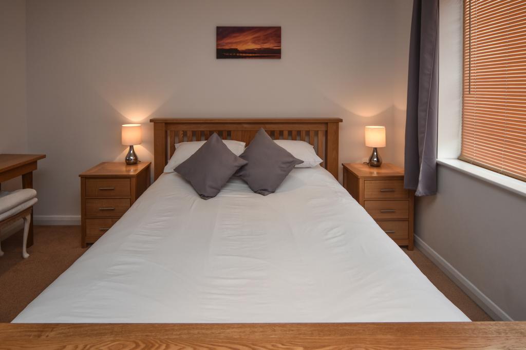 Parc Y Bryn Serviced Apartments Aberystwyth Exterior photo
